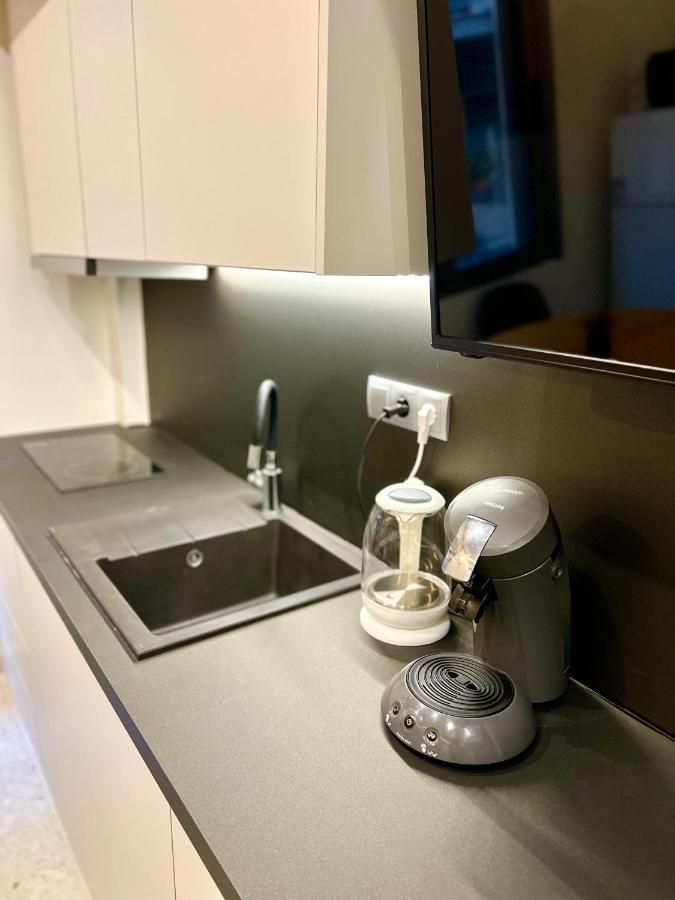 Smart Lux Apartment B Афіни Екстер'єр фото