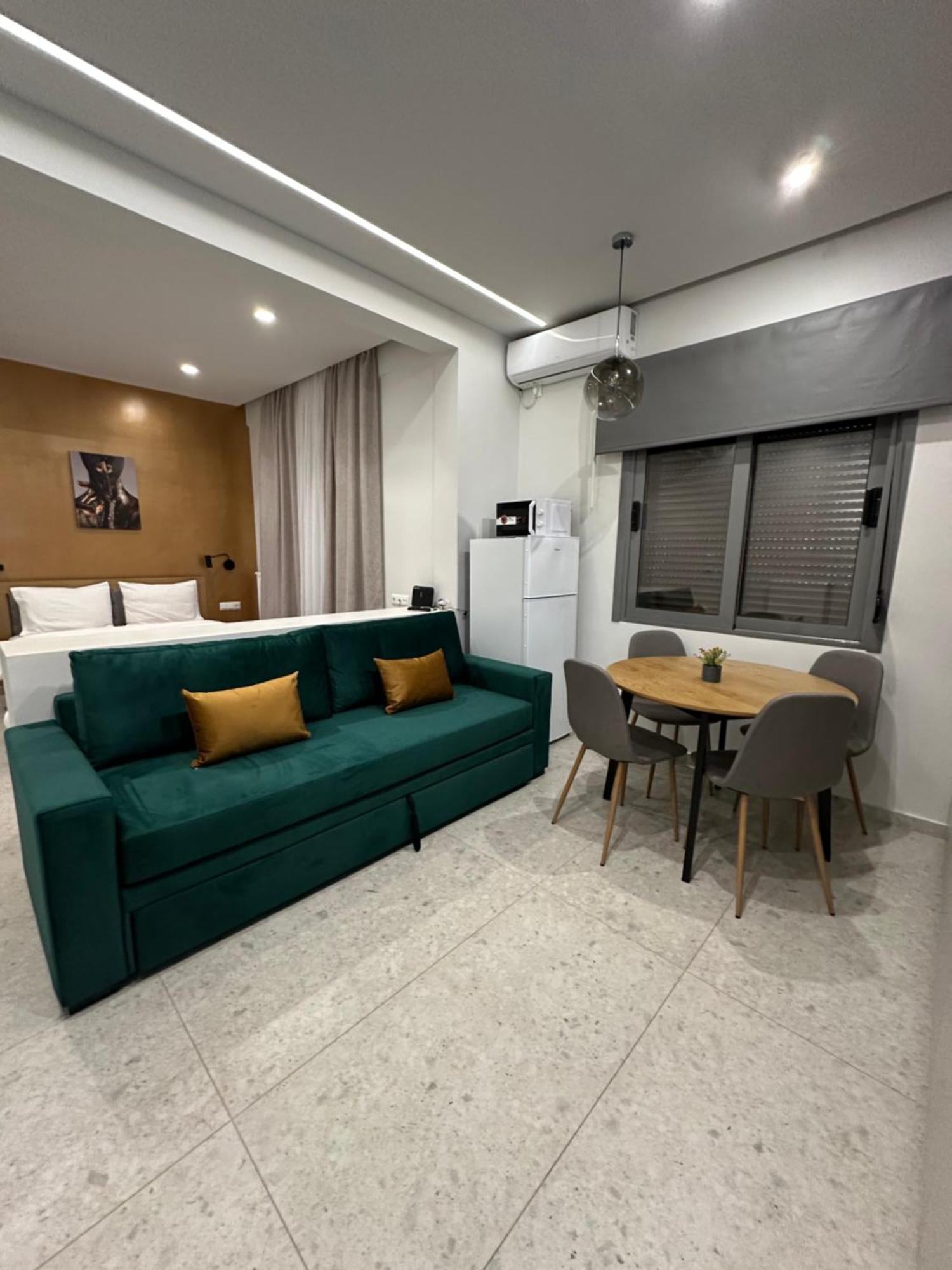 Smart Lux Apartment B Афіни Екстер'єр фото